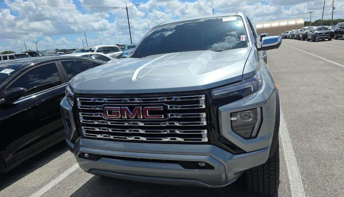 2024 GMC Canyon Denali