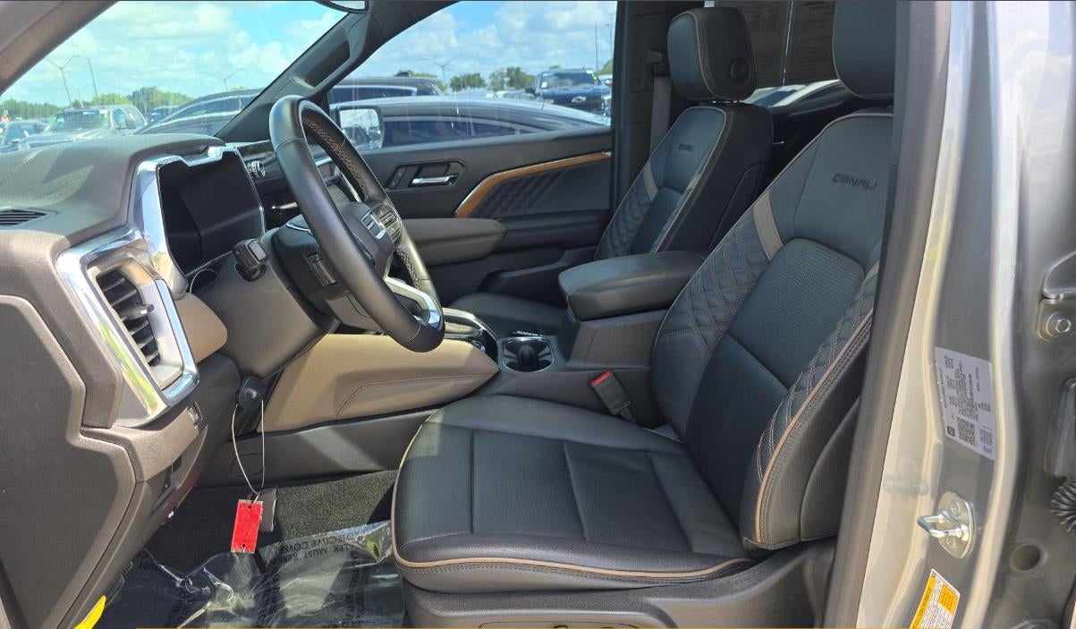2024 GMC Canyon Denali