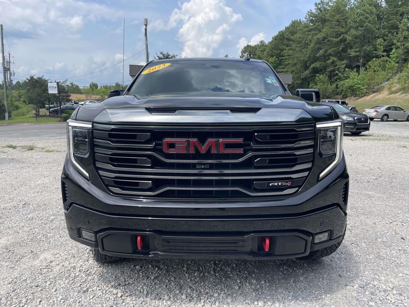 2023 GMC Sierra 1500 AT4