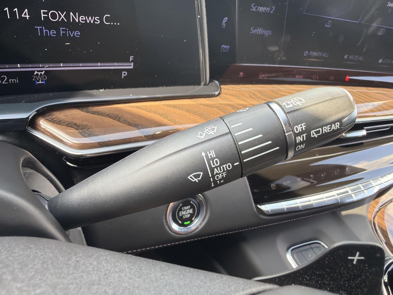 2023 Cadillac Escalade 4WD Sport Platinum