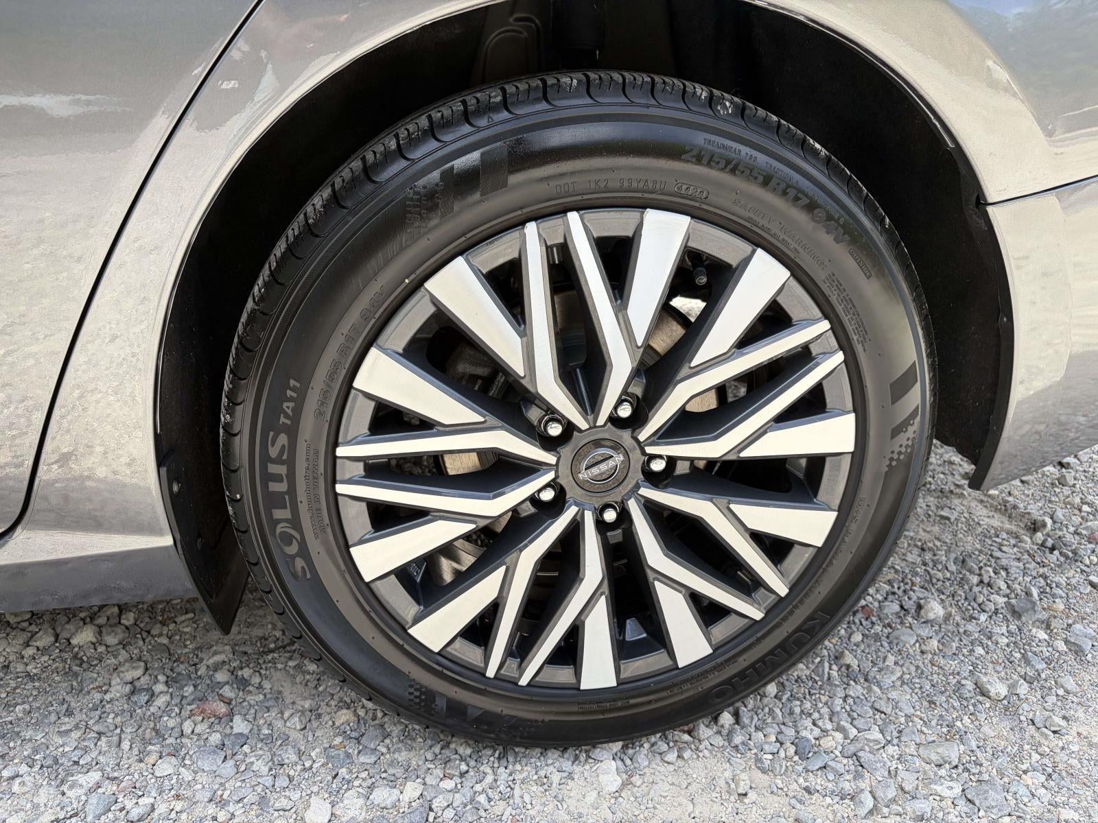 2024 Nissan Altima 2.5 SV