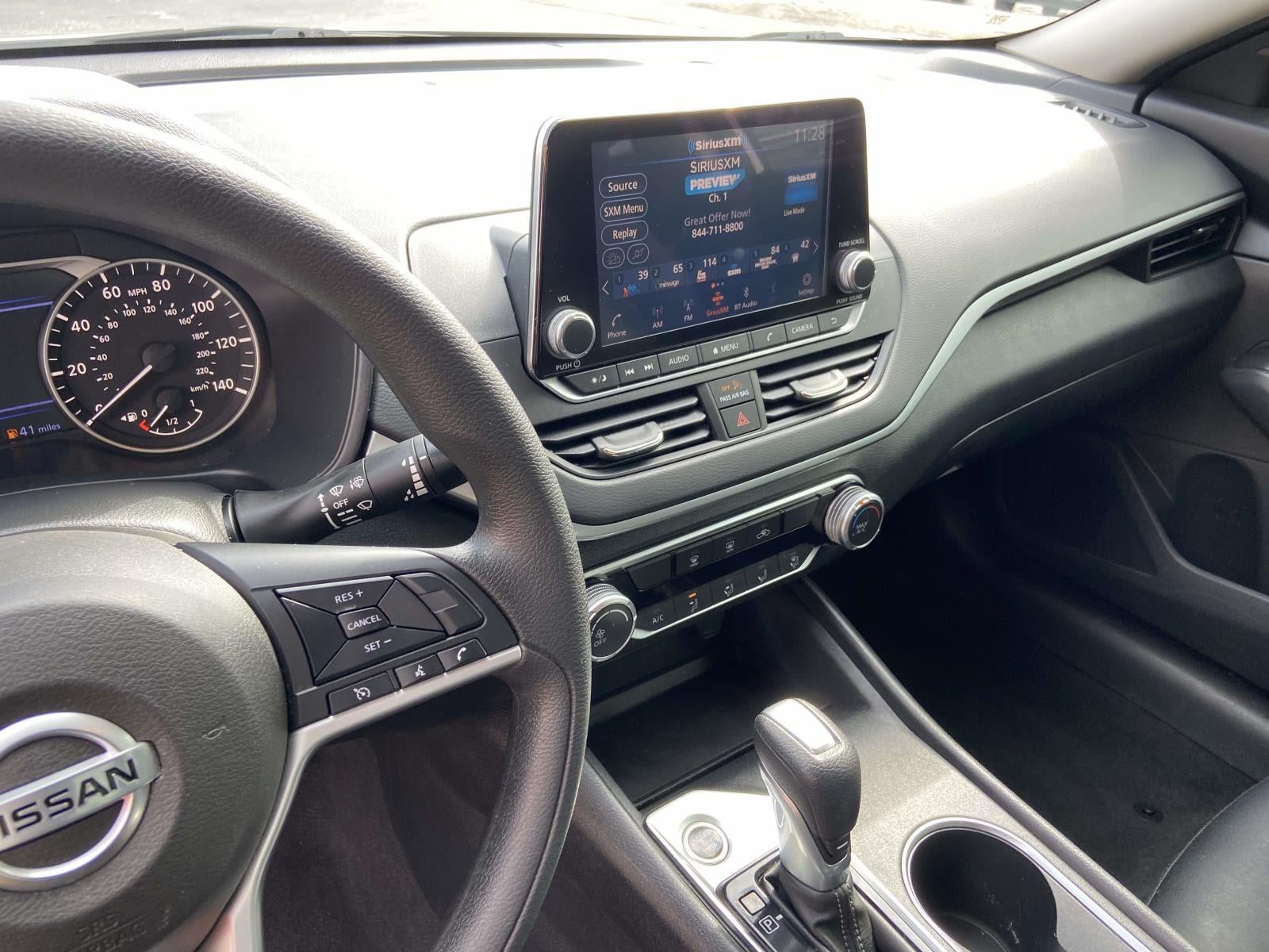 2022 Nissan Altima 2.5 SV