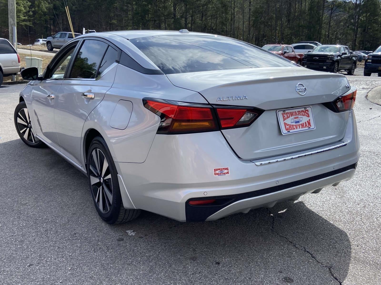 2022 Nissan Altima 2.5 SV