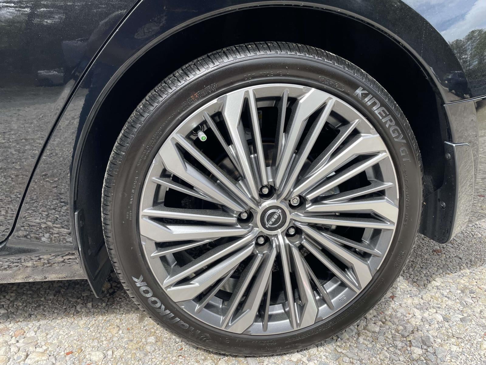 2025 Nissan Altima SL