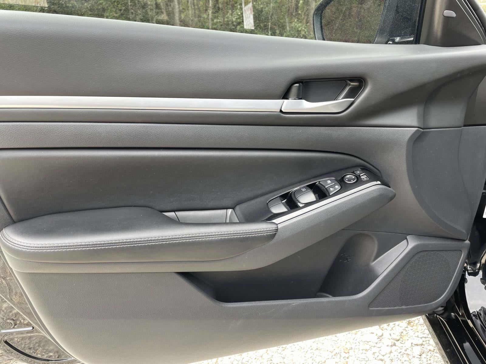 2025 Nissan Altima SL