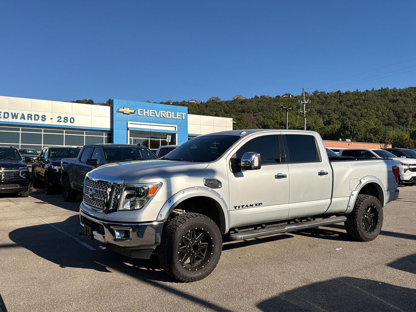 2017 Nissan Titan XD SL