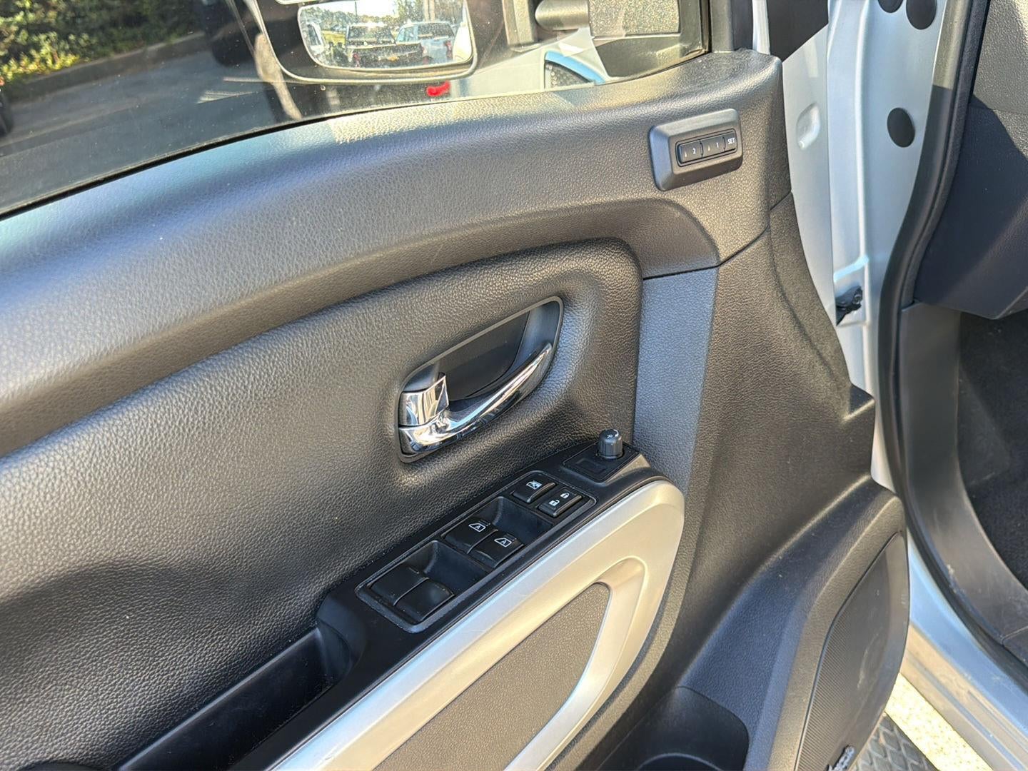 2017 Nissan Titan XD SL
