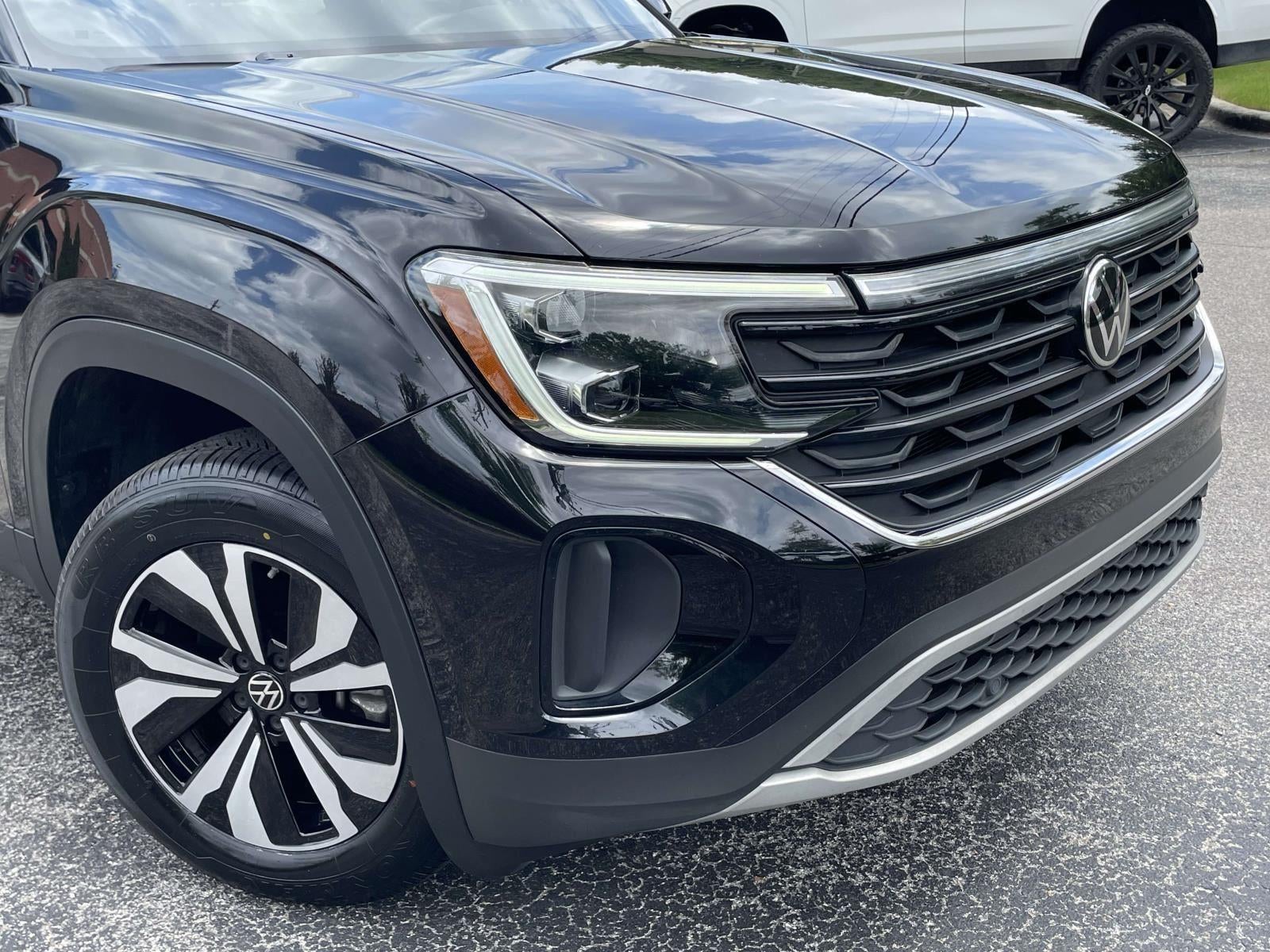 2024 Volkswagen Atlas Cross Sport 2.0T SE
