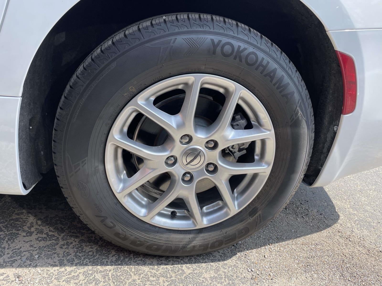 2023 Chrysler Voyager LX