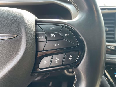 2021 Chrysler Pacifica Touring