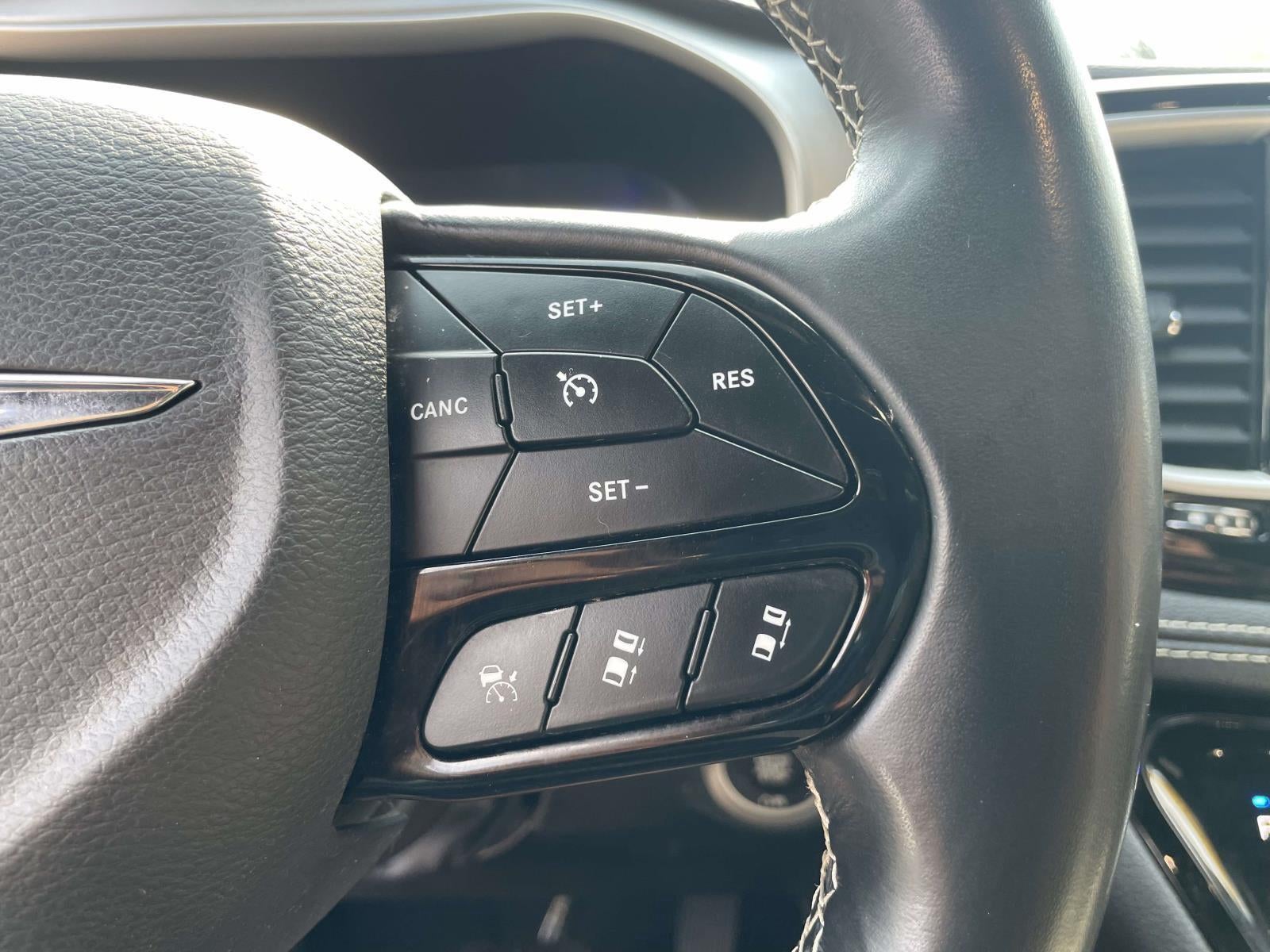 2021 Chrysler Pacifica Touring