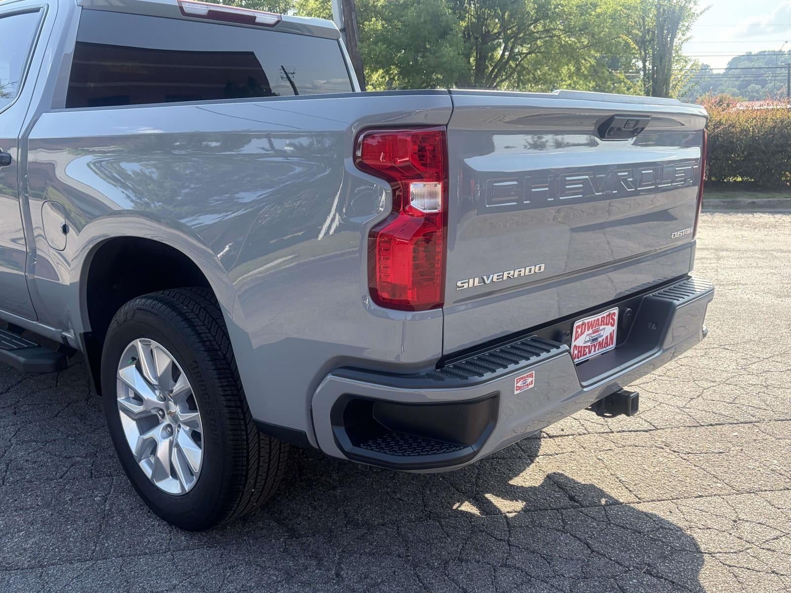 2024 Chevrolet Silverado 1500 Custom