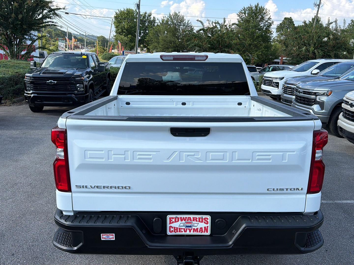 2022 Chevrolet Silverado 1500 LTD Custom Trail Boss