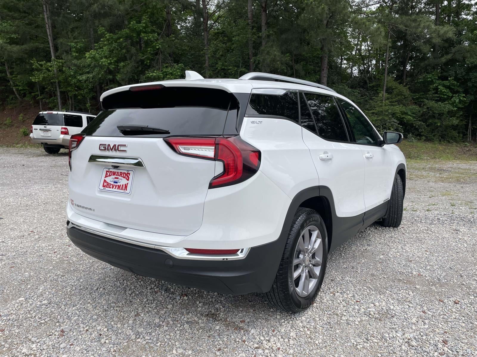 2023 GMC Terrain SLT