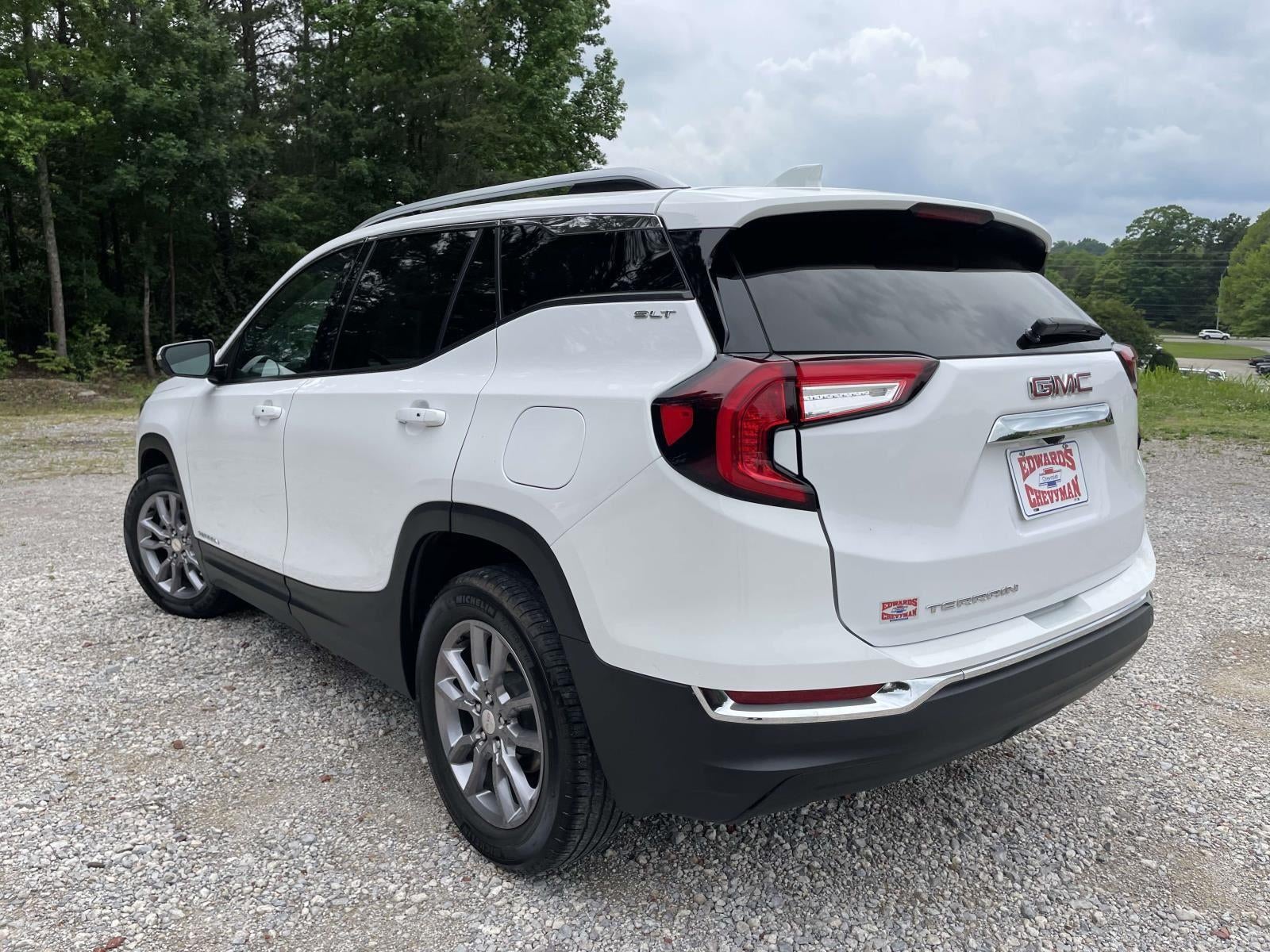 2023 GMC Terrain SLT