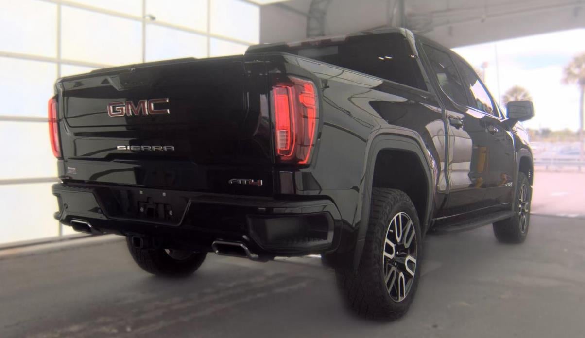 2022 GMC Sierra 1500 AT4
