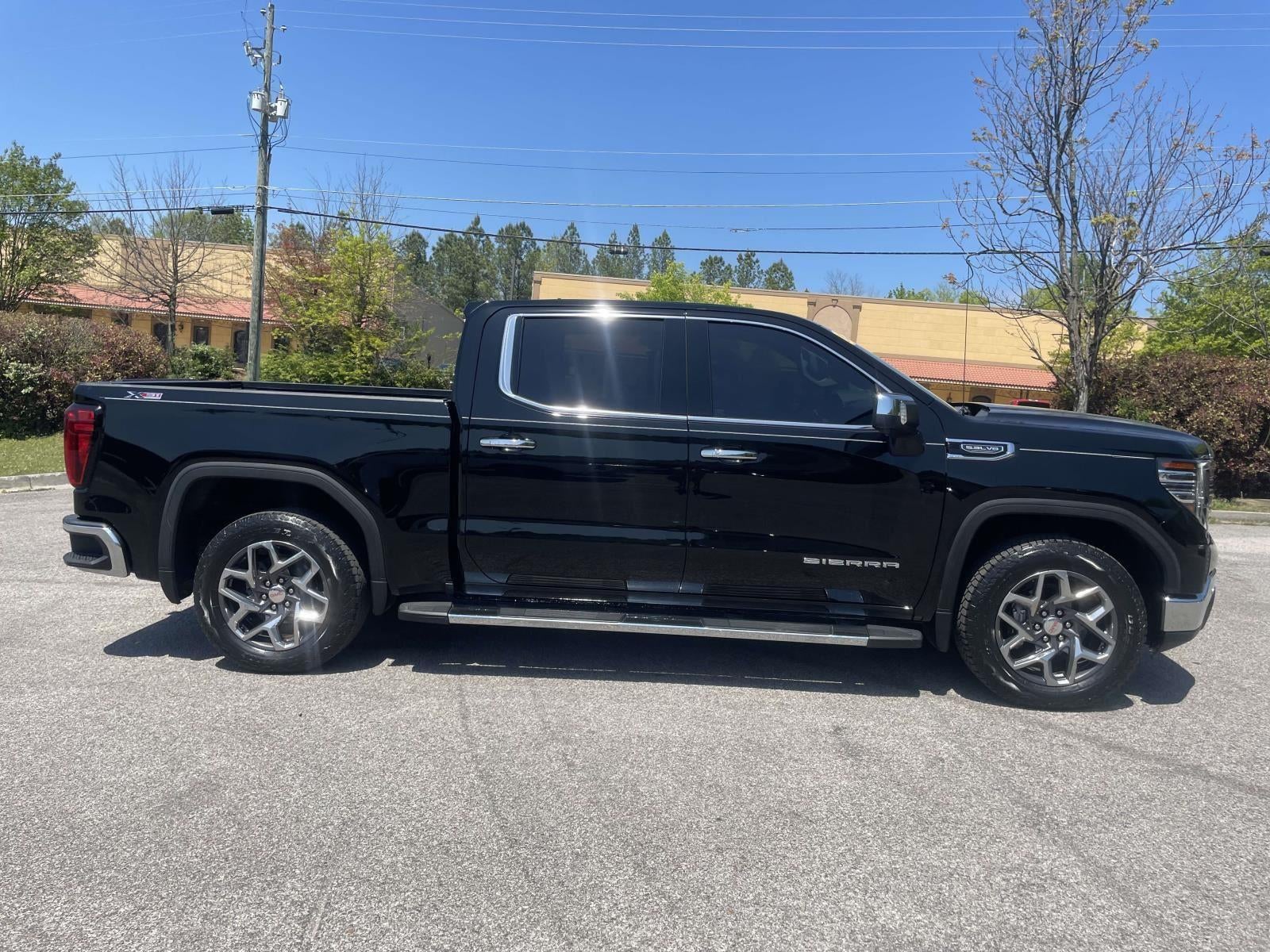 2022 GMC Sierra 1500 SLT