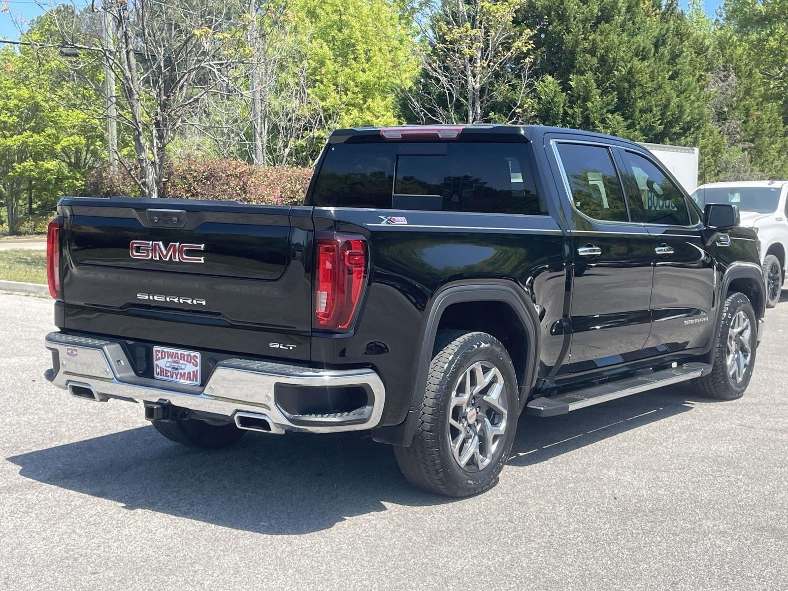 2022 GMC Sierra 1500 SLT