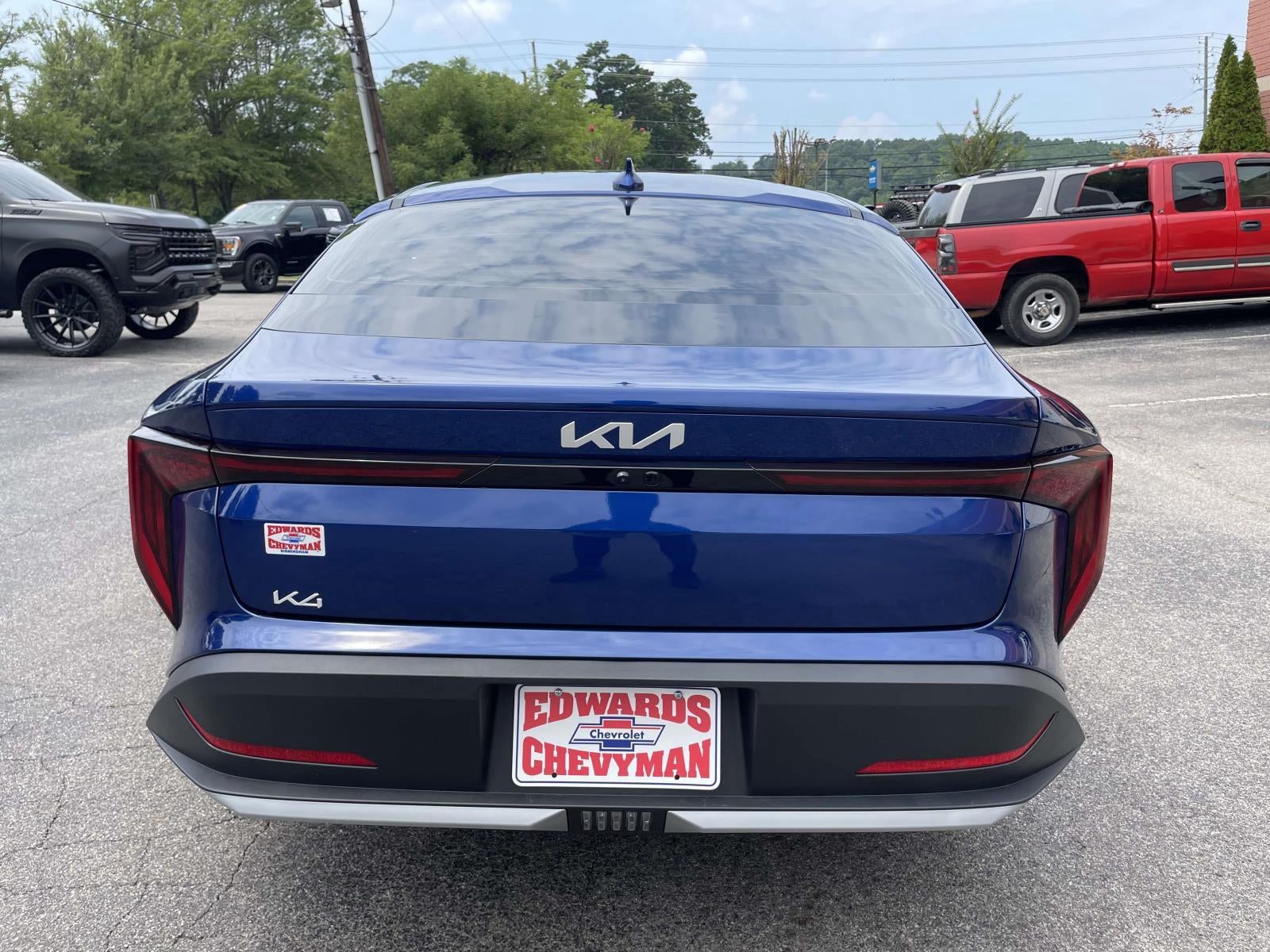 2025 Kia K4 LXS