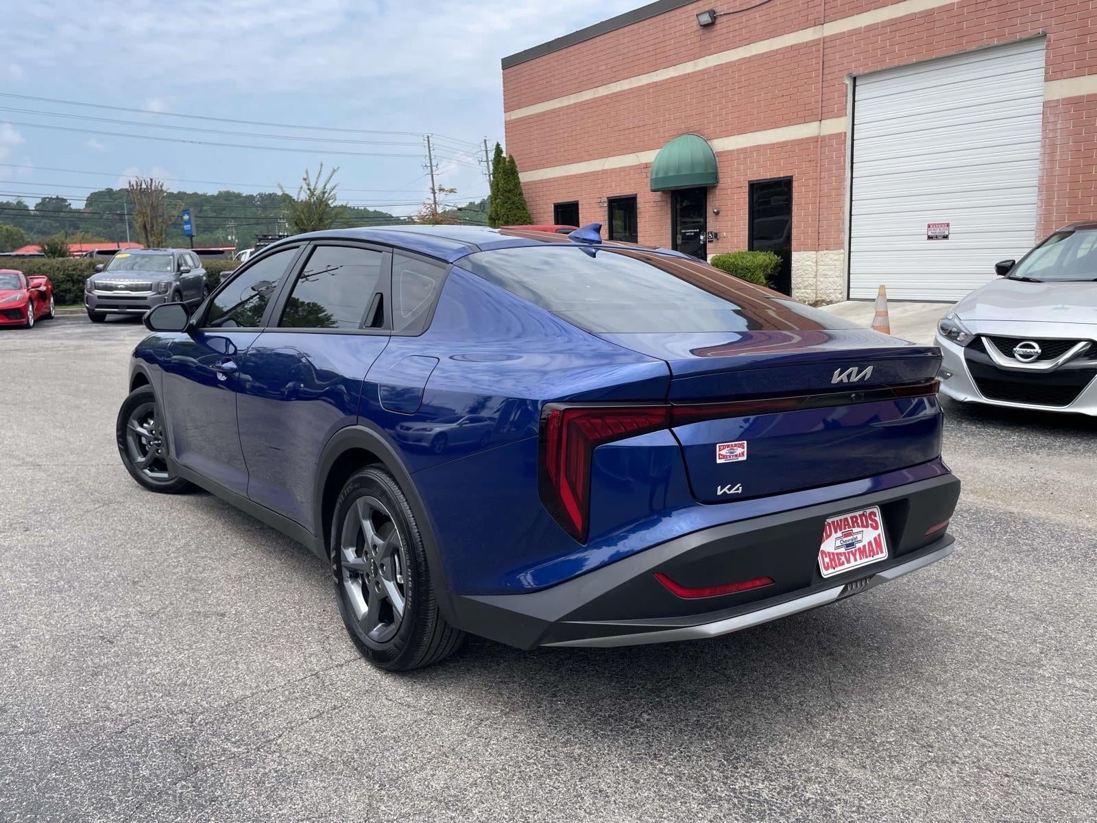 2025 Kia K4 LXS
