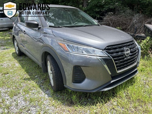 2022 Nissan Kicks S