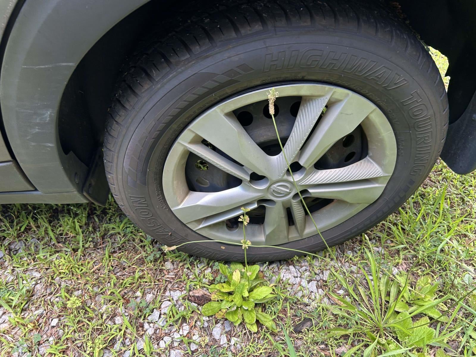2022 Nissan Kicks S