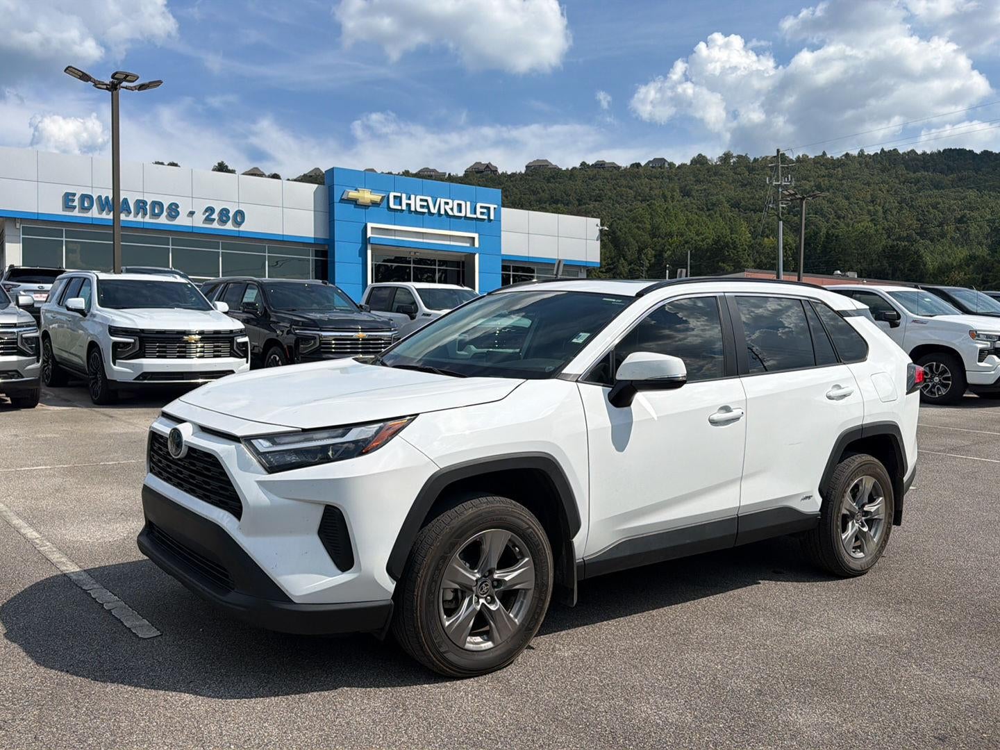 2024 Toyota RAV4 Hybrid XLE