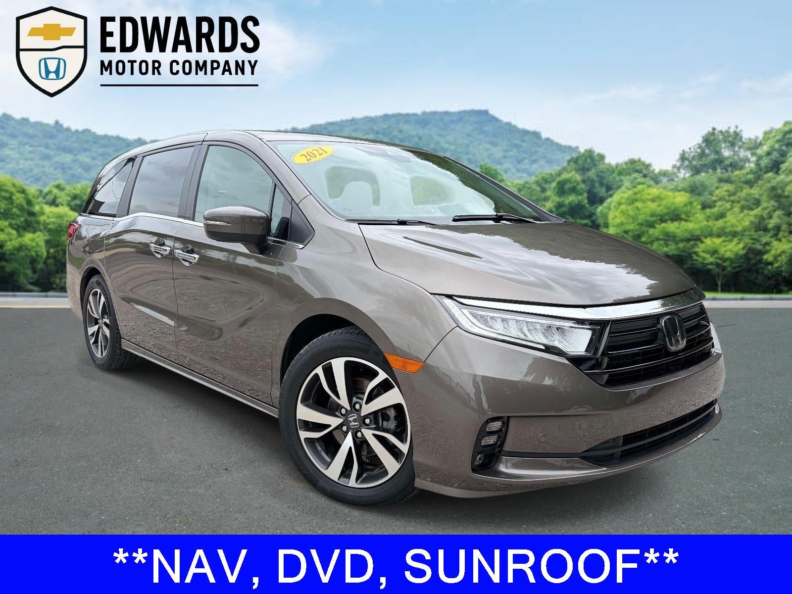 2021 Honda Odyssey Touring's photo