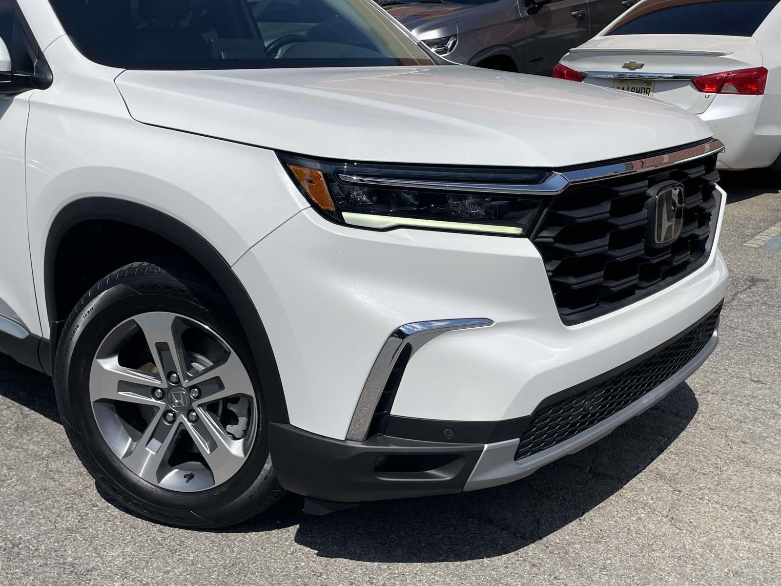 2023 Honda Pilot EX-L 8 Passenger