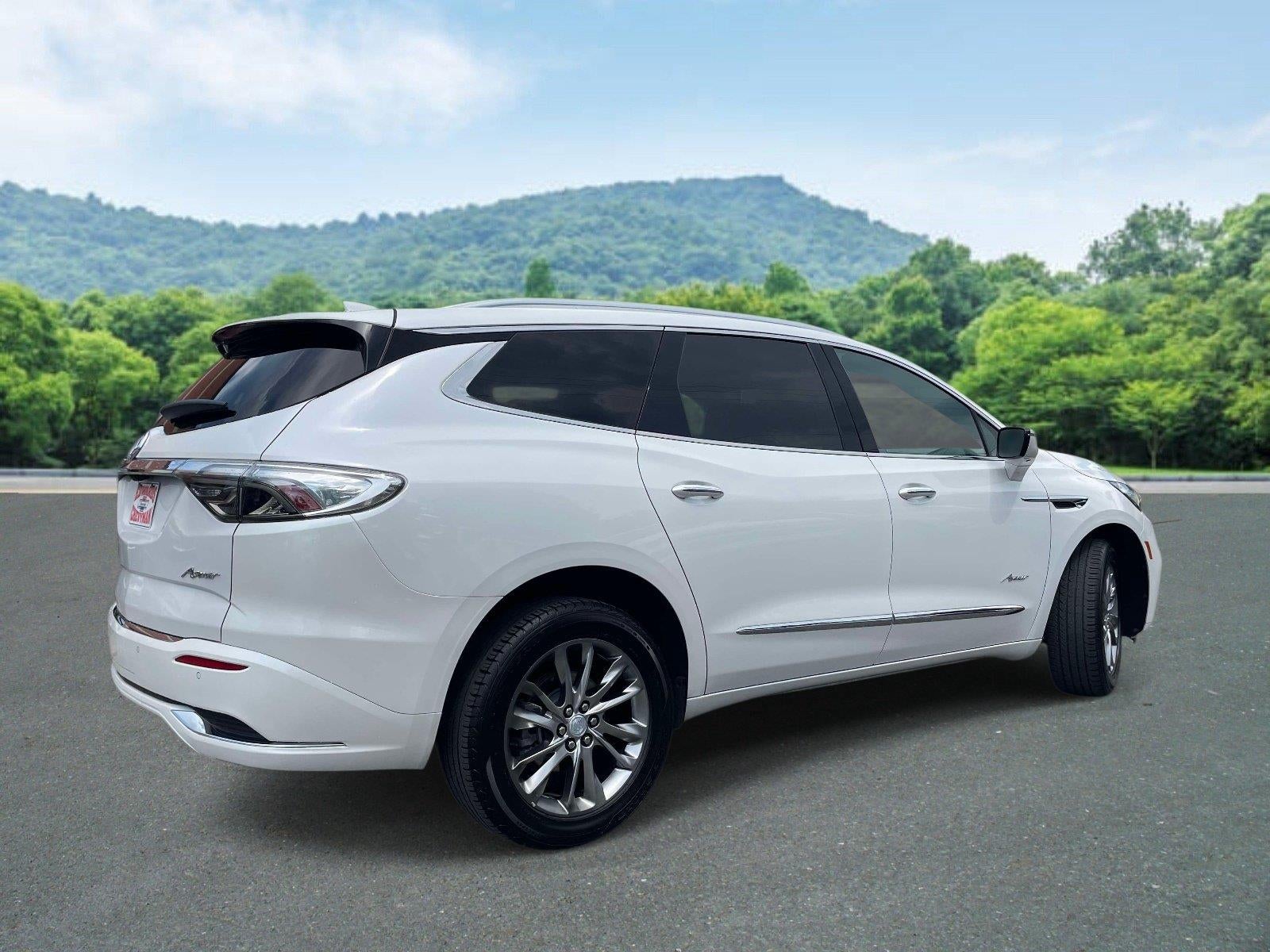 2022 Buick Enclave Avenir
