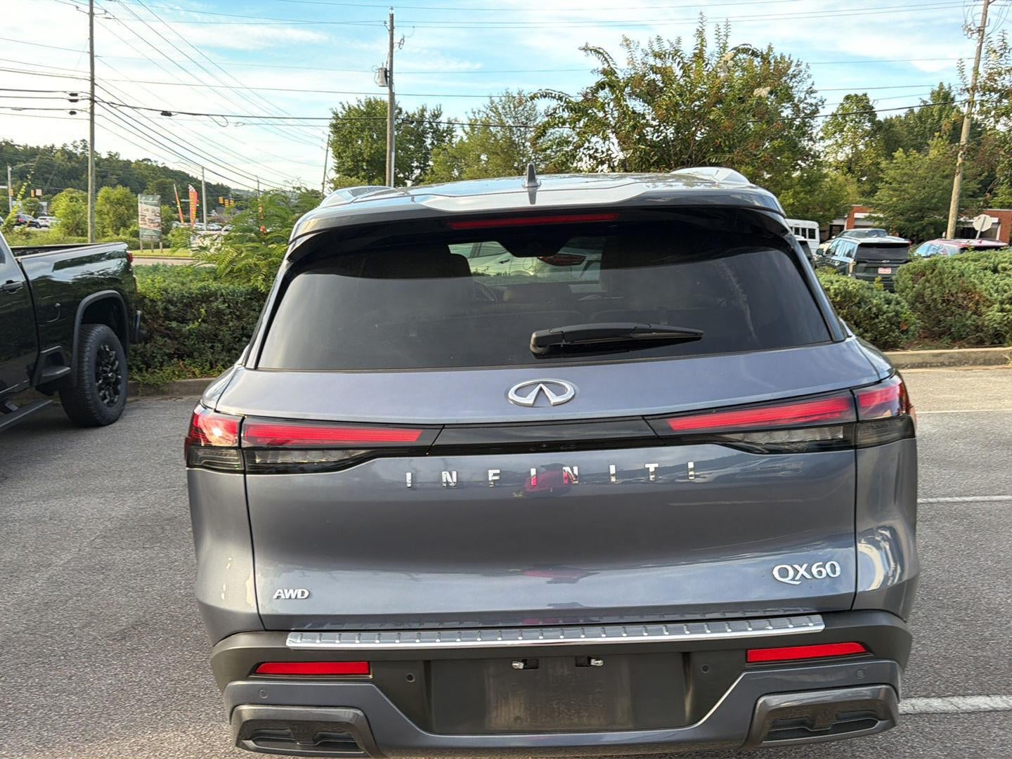 2023 INFINITI QX60 SENSORY
