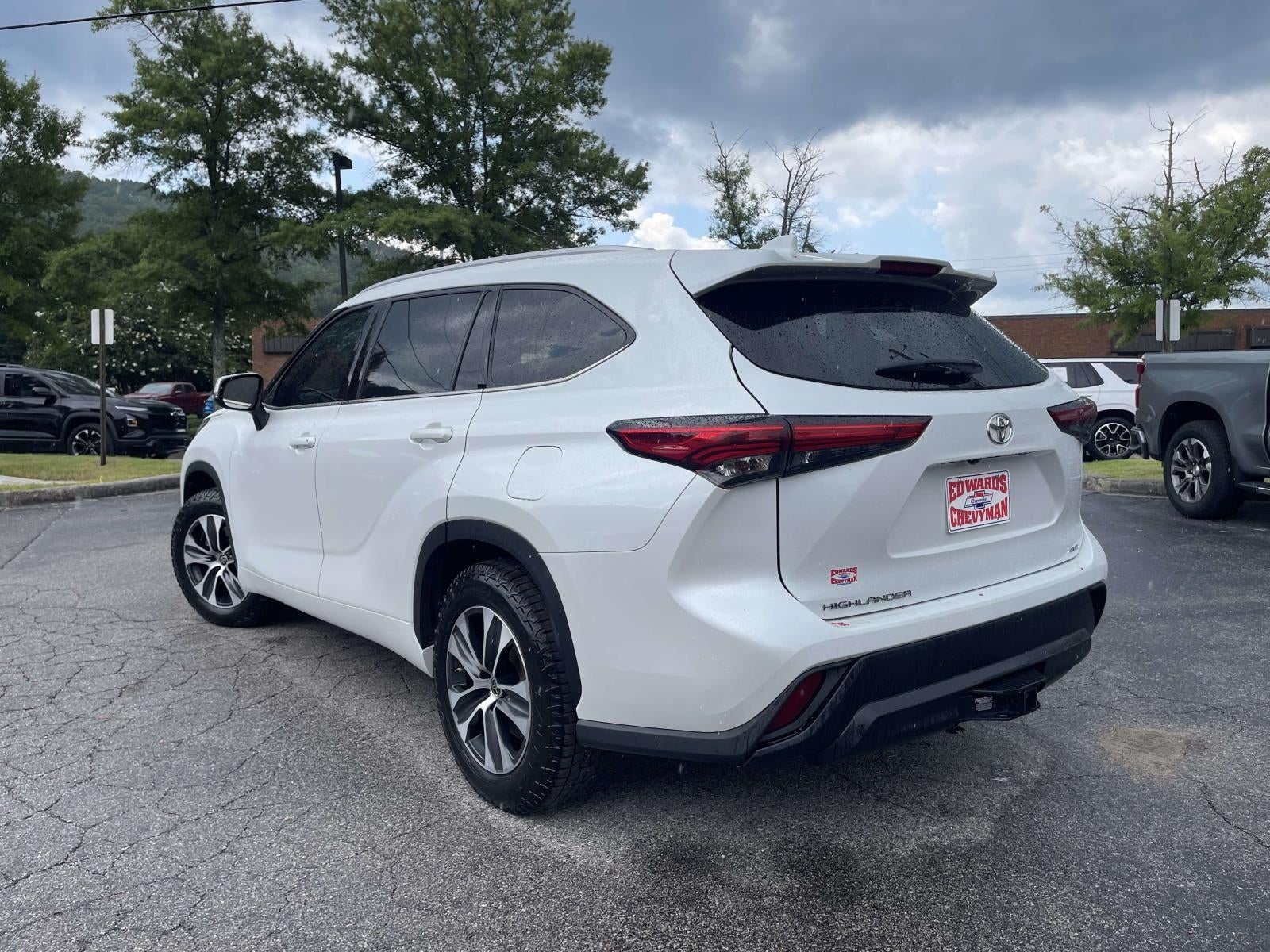 2022 Toyota Highlander XLE