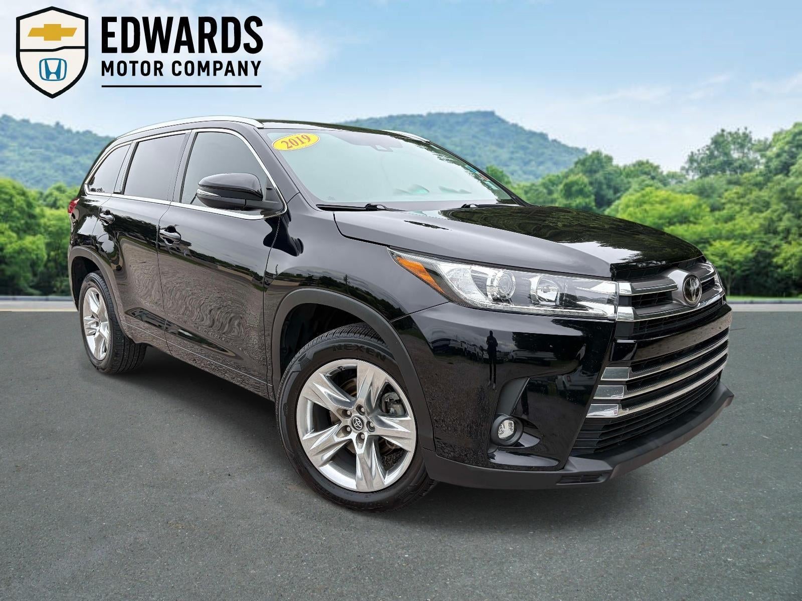 2019 Toyota Highlander Limited 4x2 V6's photo