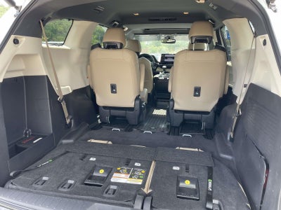 2023 Toyota Sienna Limited