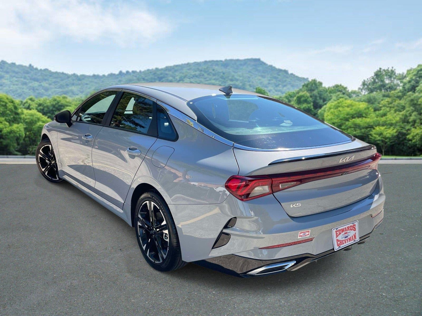 2023 Kia K5 GT-Line