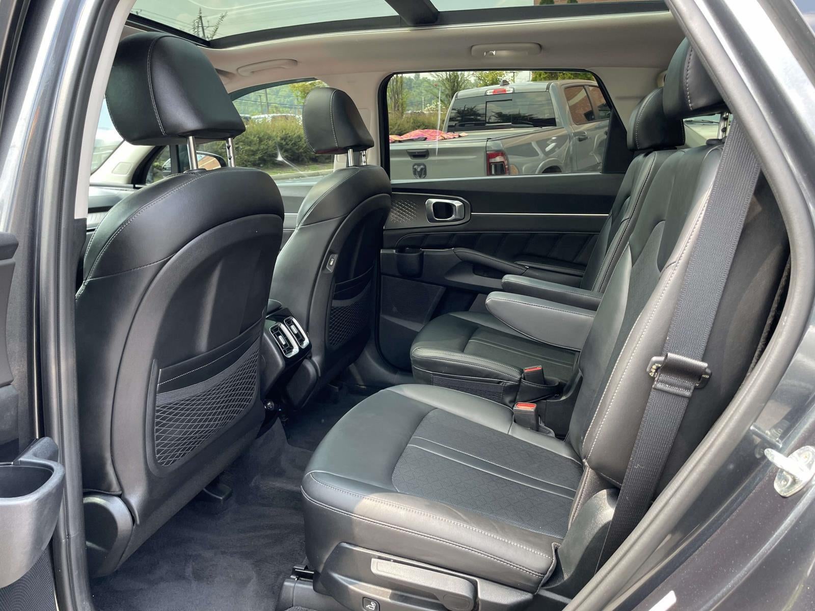 2022 Kia Sorento SX