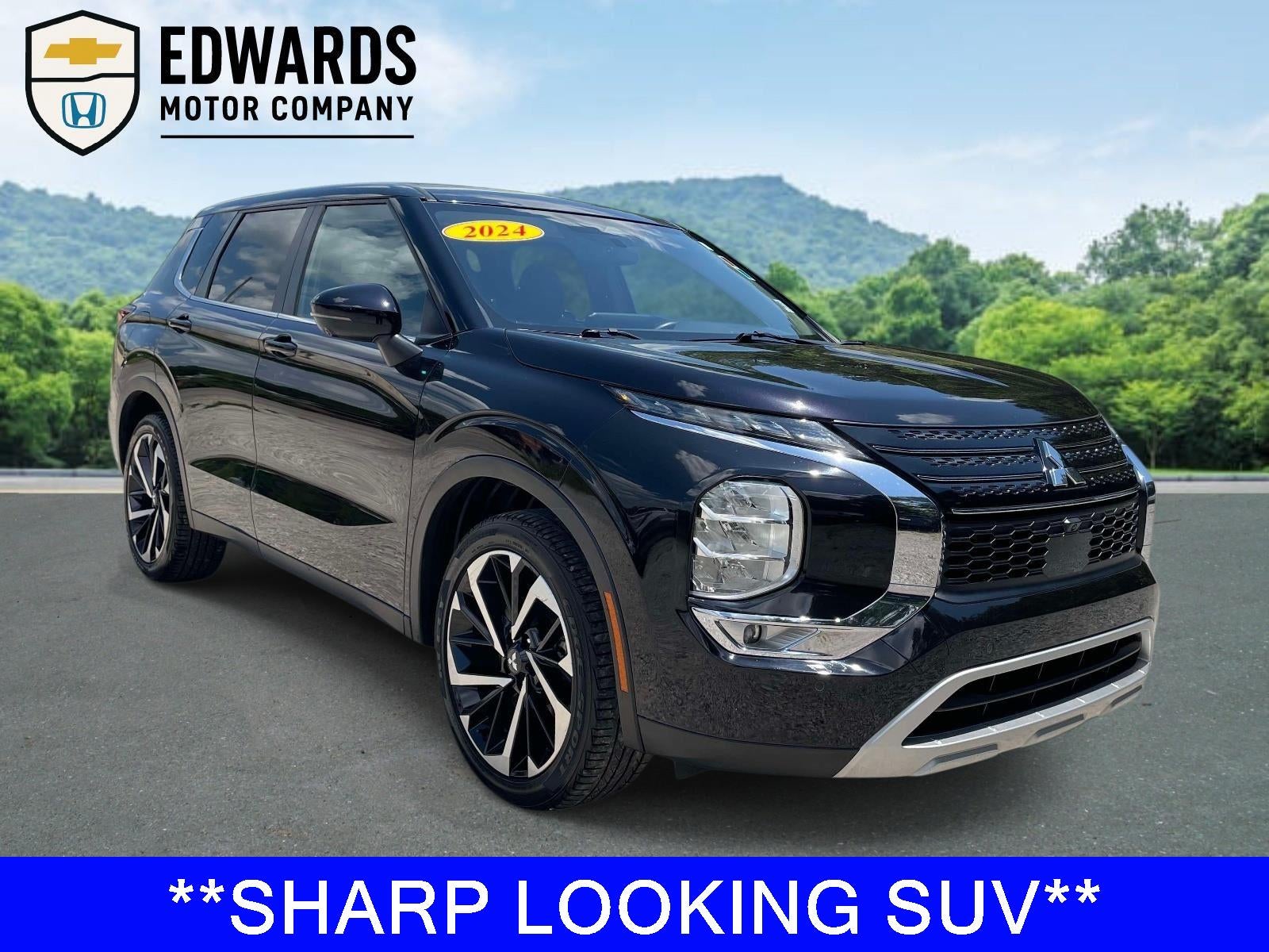 2024 Mitsubishi Outlander SE 2WD's photo