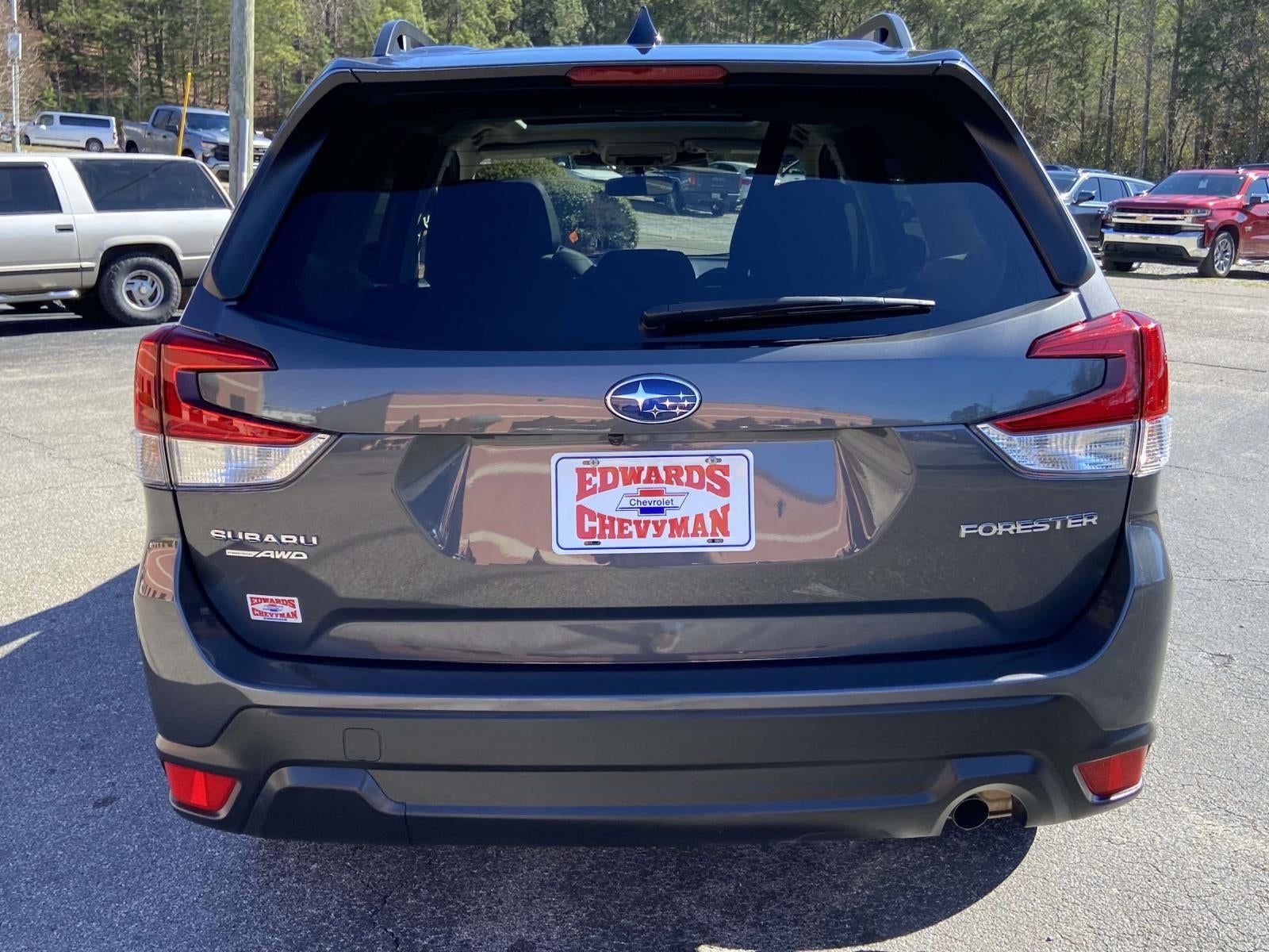 2024 Subaru Forester Premium