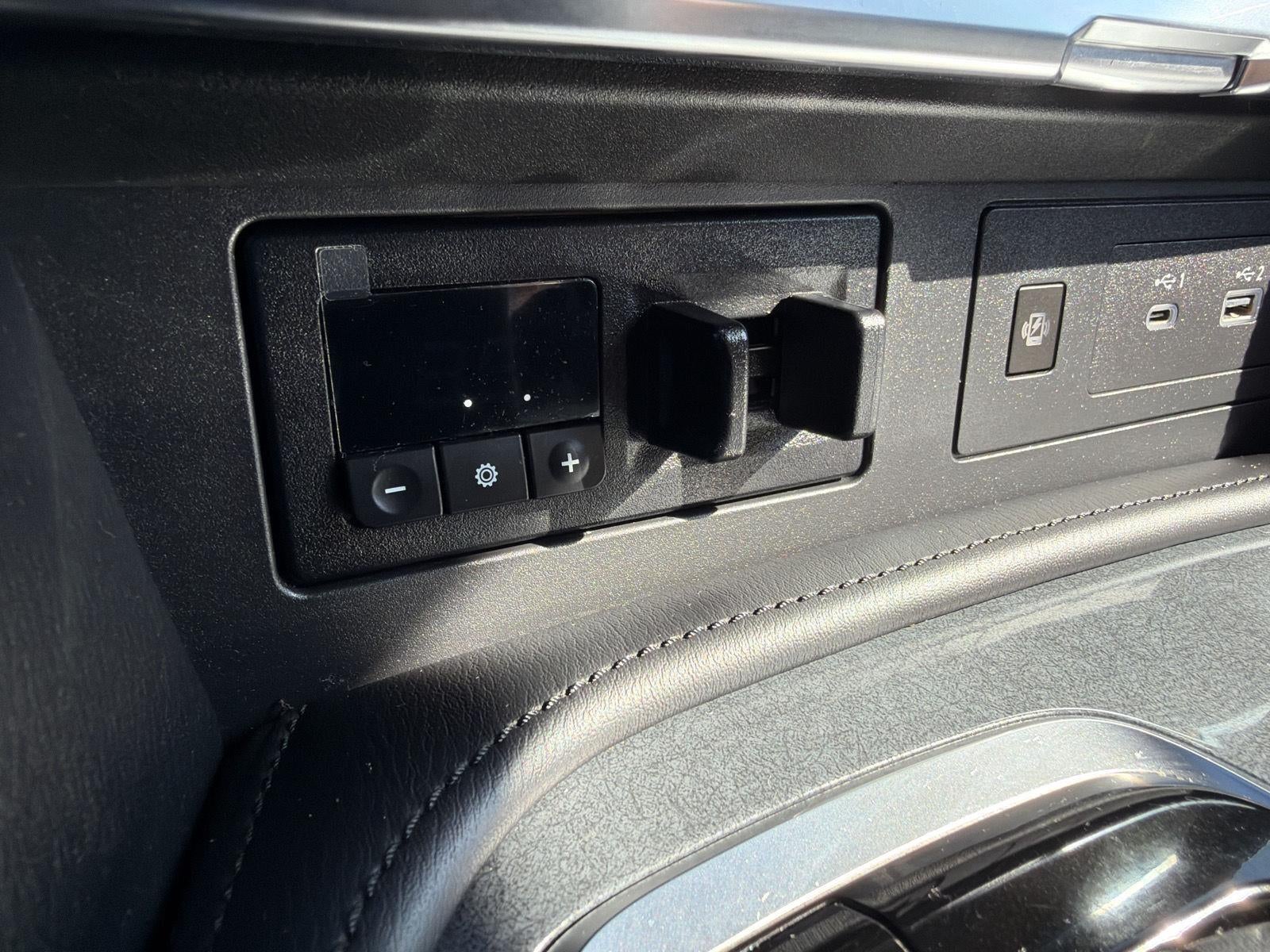 2023 Nissan Armada SV