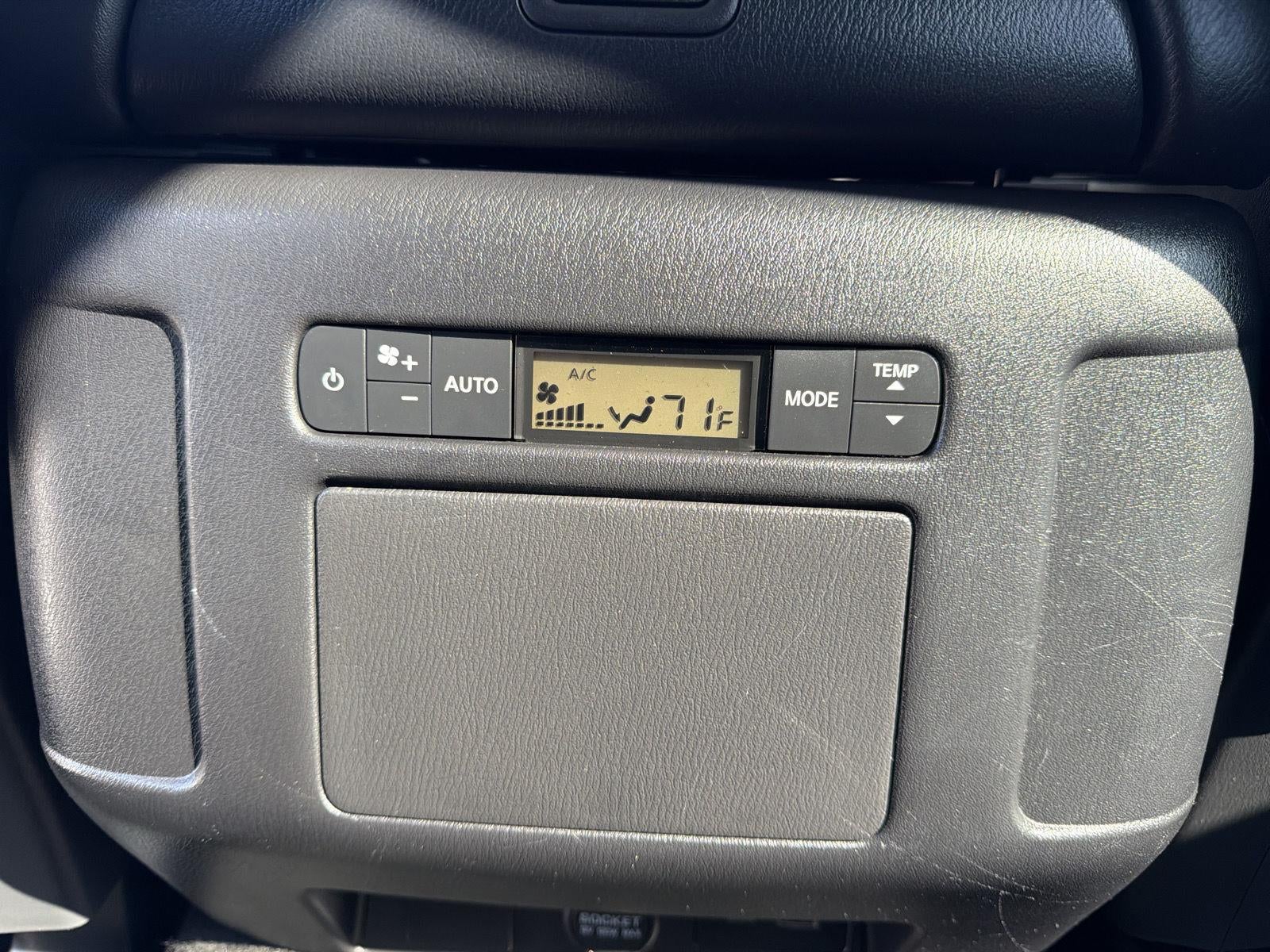 2023 Nissan Armada SV
