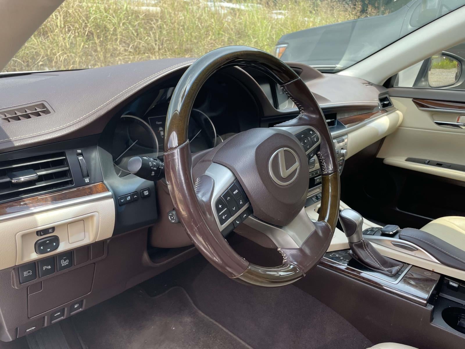 2016 Lexus ES 350 Base