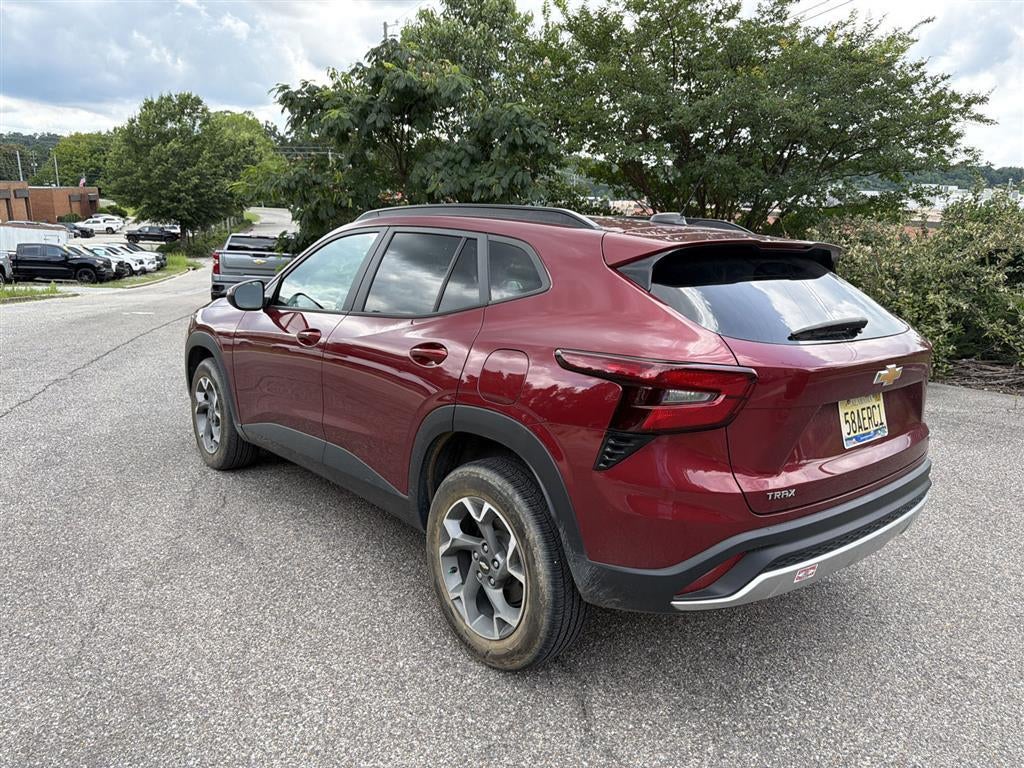 2024 Chevrolet Trax LT