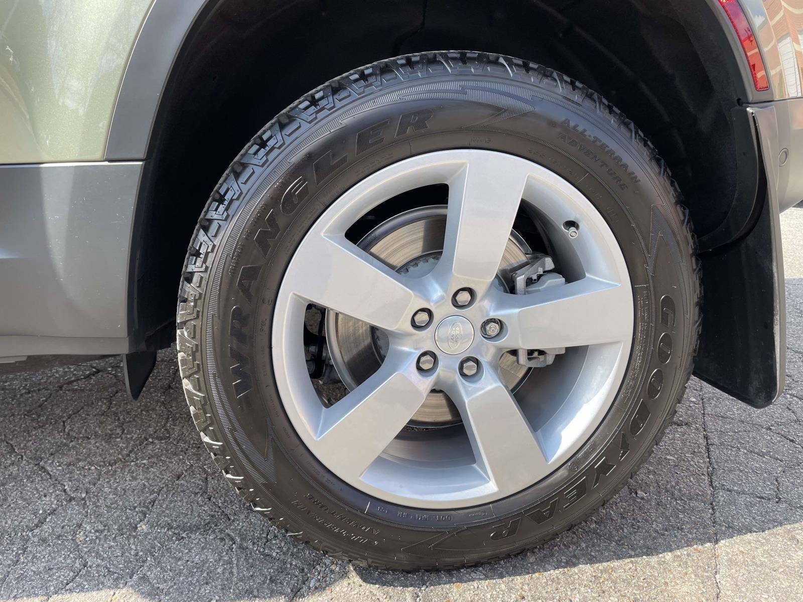 2024 Land Rover Defender S