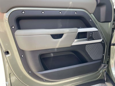 2024 Land Rover Defender S