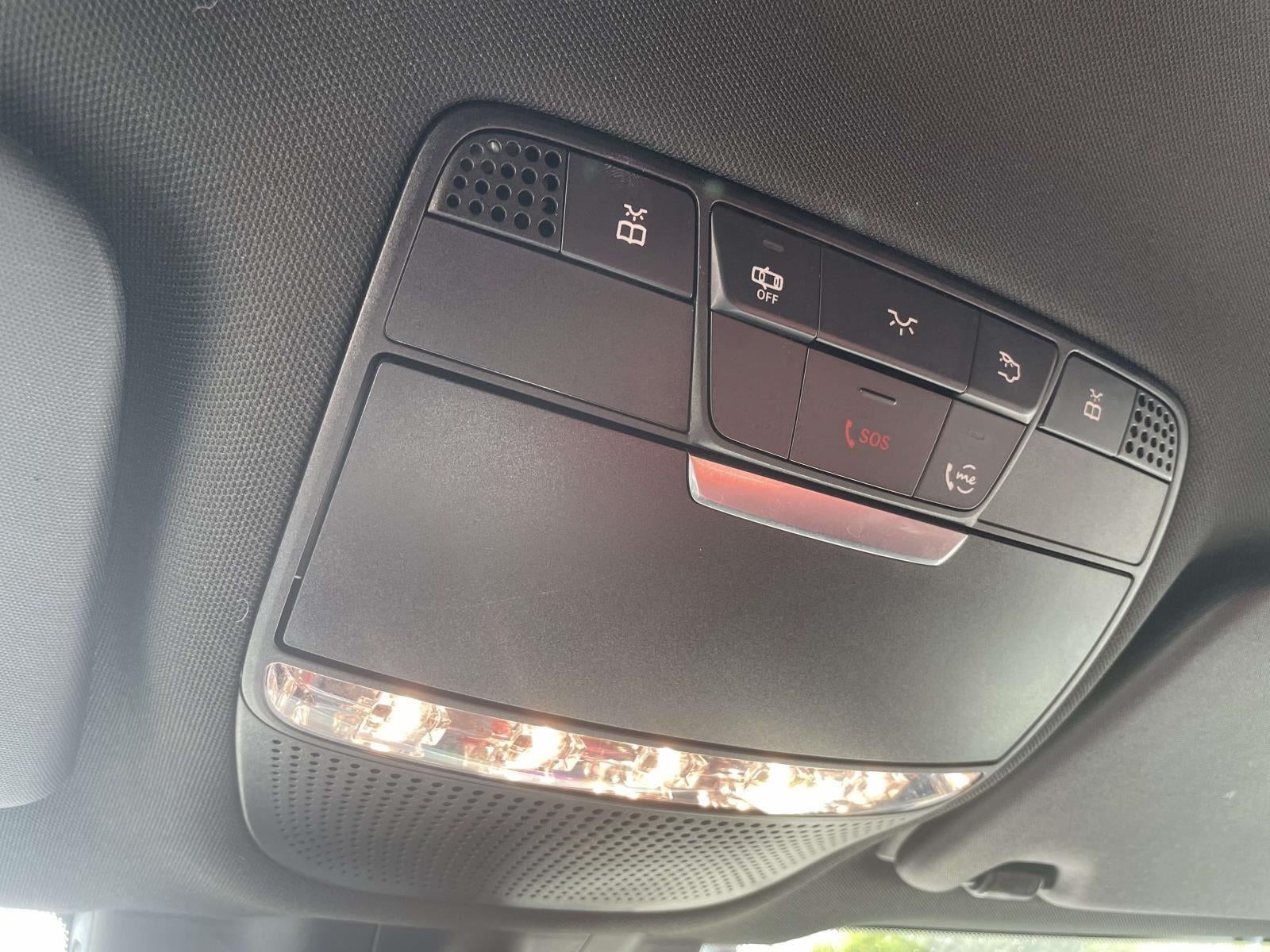 2021 Mercedes-Benz GLC GLC 300