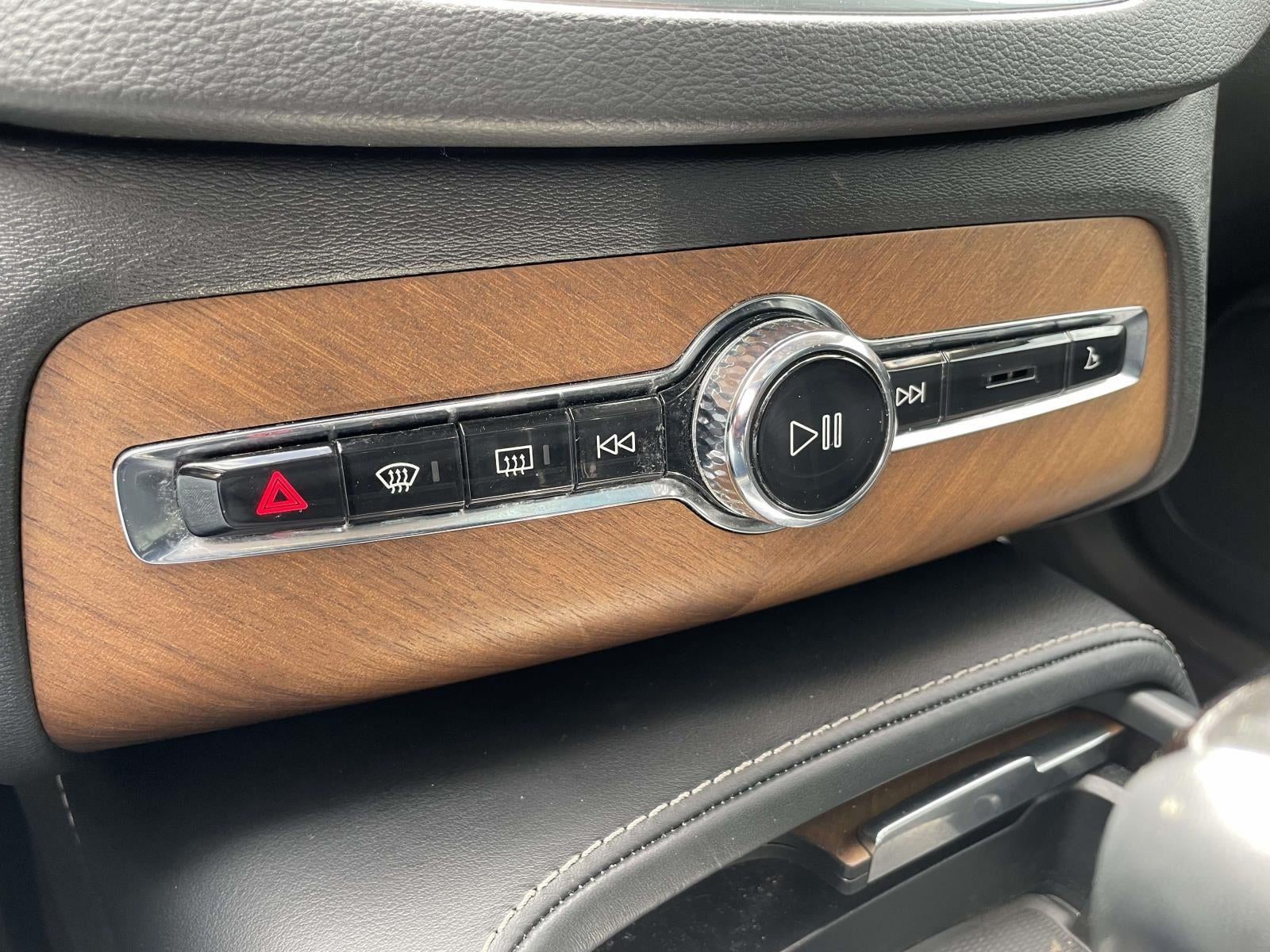 2019 Volvo XC90 Inscription