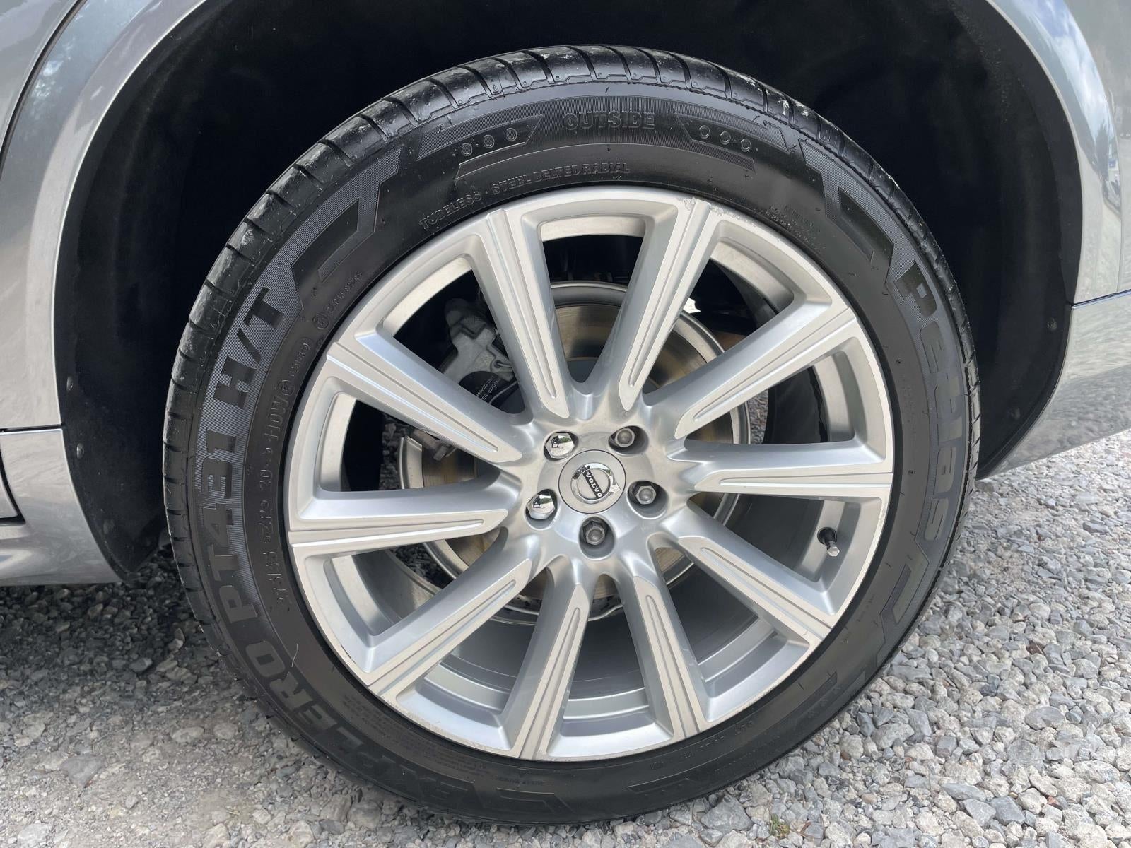 2019 Volvo XC90 Inscription