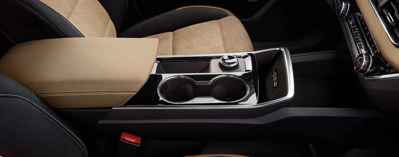Center console cup holders in a 2026 Chevy Equinox